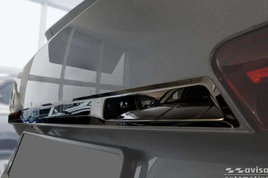 Dekorlist baklucka Skoda Fabia IV 2021– Blank Svart