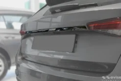 Dekorlist baklucka Skoda Fabia IV 2021– Blank Svart