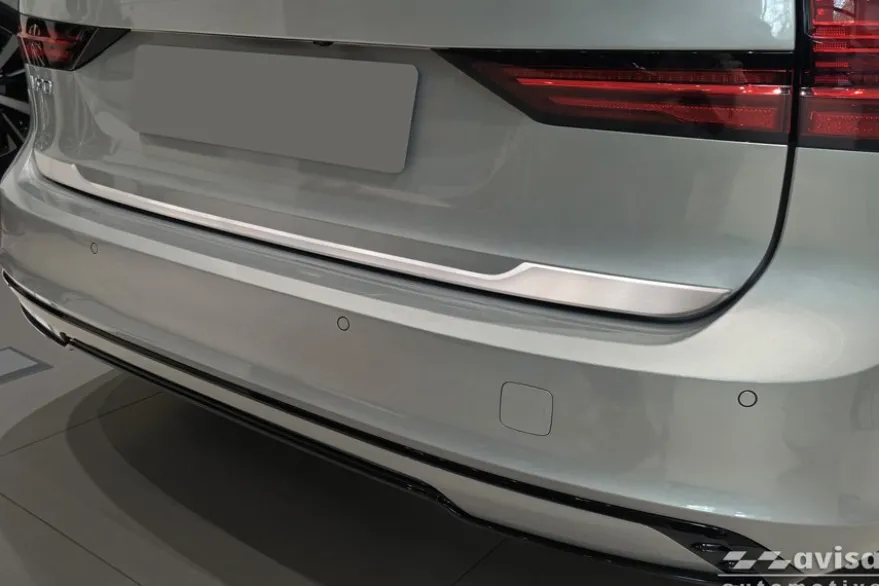 Dekorlist baklucka Volvo V90 II / Cross Country 2016– Matt Silver