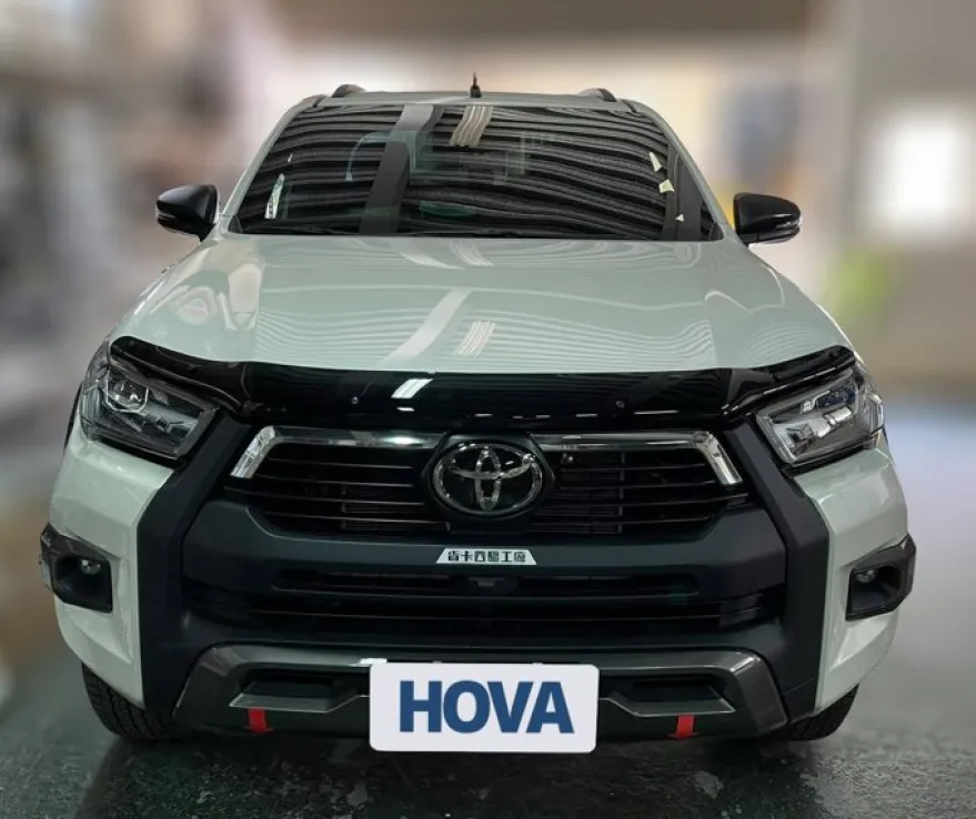 Huvskydd Toyota Hilux VIII Facelift 2020–