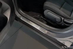 Instegslister i Borstad Stål Hyundai Kona II, MG 3 III, MG ZS II 2024-><noscript><img width=