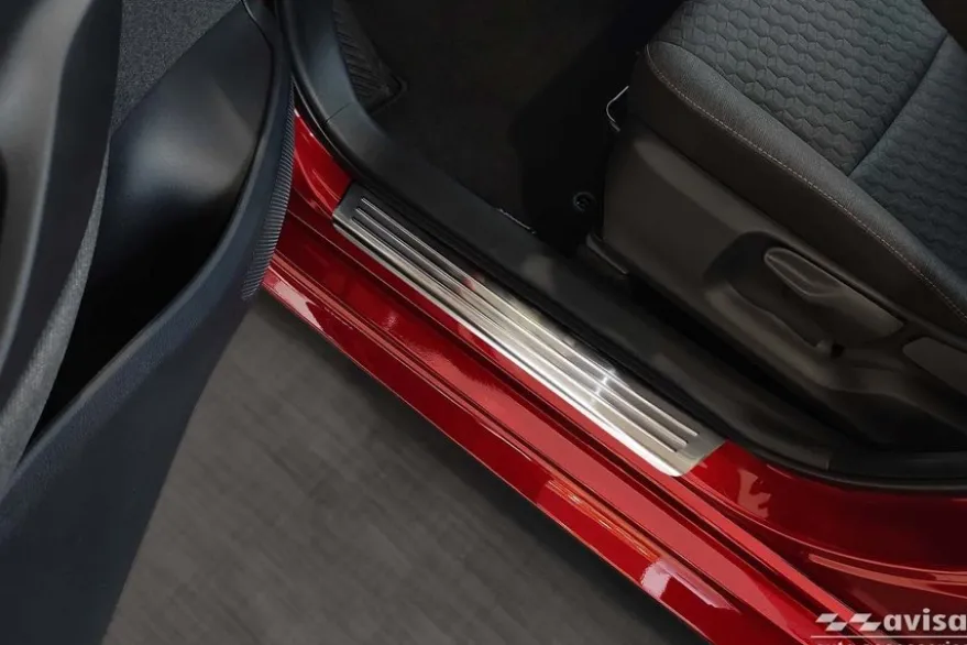 Instegslister i Borstad Stål Toyota Yaris IV 2020-> Toyota Yaris Cross 2021->