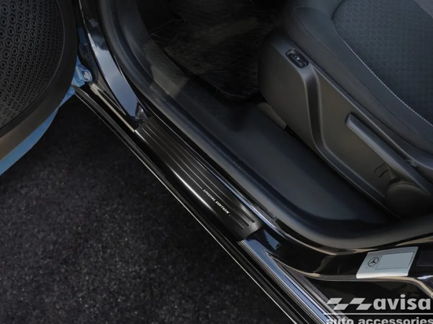 Instegslister i Borstad Svart Stål Smart Forfour II 453 2014->