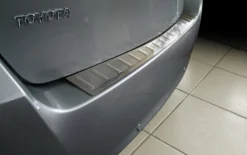 Lastskydd Rostfri Borstad Metall Toyota Verso 5-Dörrars
