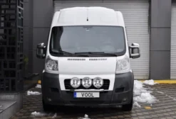 Modellanpassad Voolbar Ljusbåge till Fiat Ducato 2007-2014 Fästen för 2 extraljus