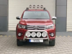 Stor Quadro 76MM frontbåge - Toyota Hilux VIII 2016-2020