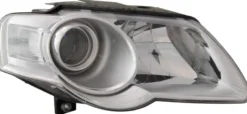 Strålkastare Höger VW Passat 3C